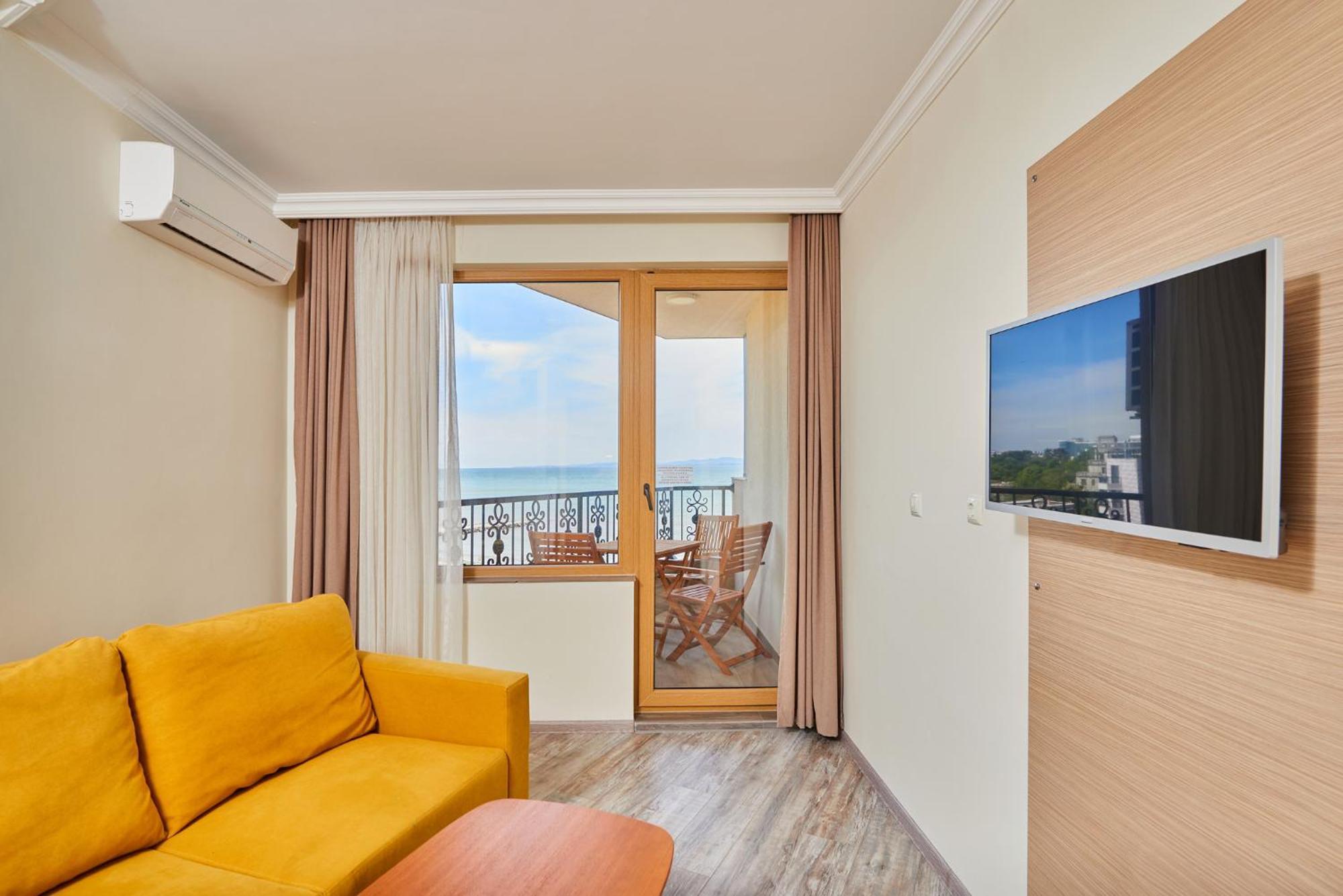Crotiria Beach - Aparthotel Pomorie Exterior photo
